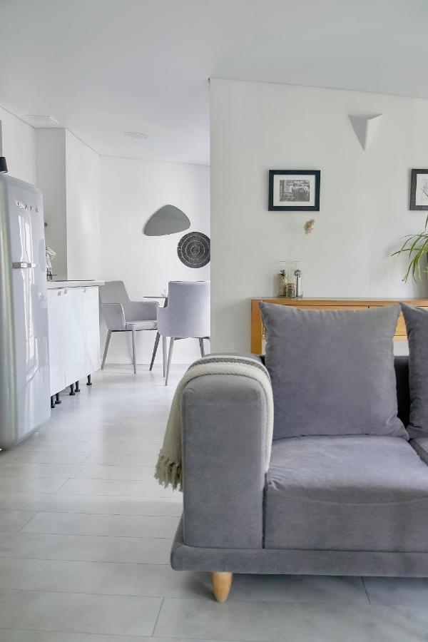 White Door Apartments Heart Of Odessa 4 Экстерьер фото