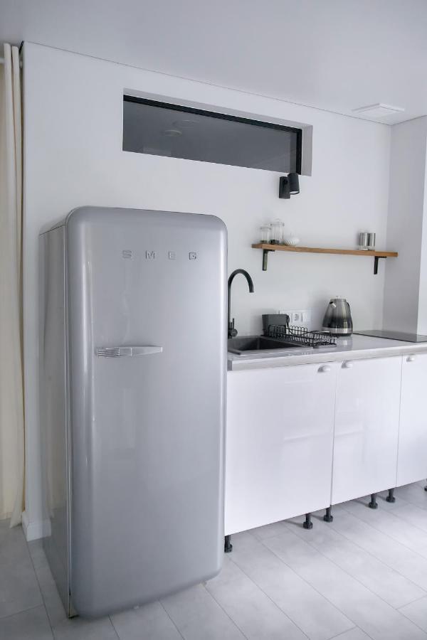 White Door Apartments Heart Of Odessa 4 Экстерьер фото